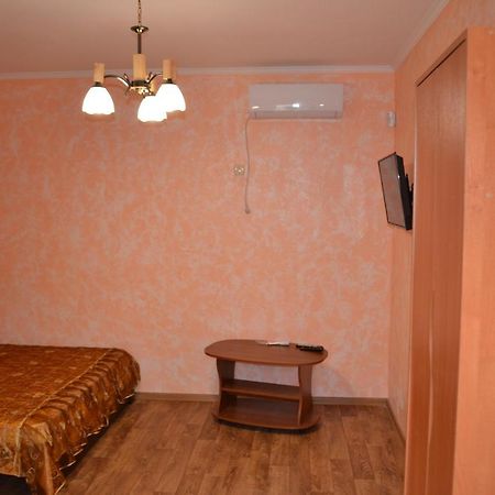 Мини-Отель Veravilla Čornomorsk Exteriér fotografie